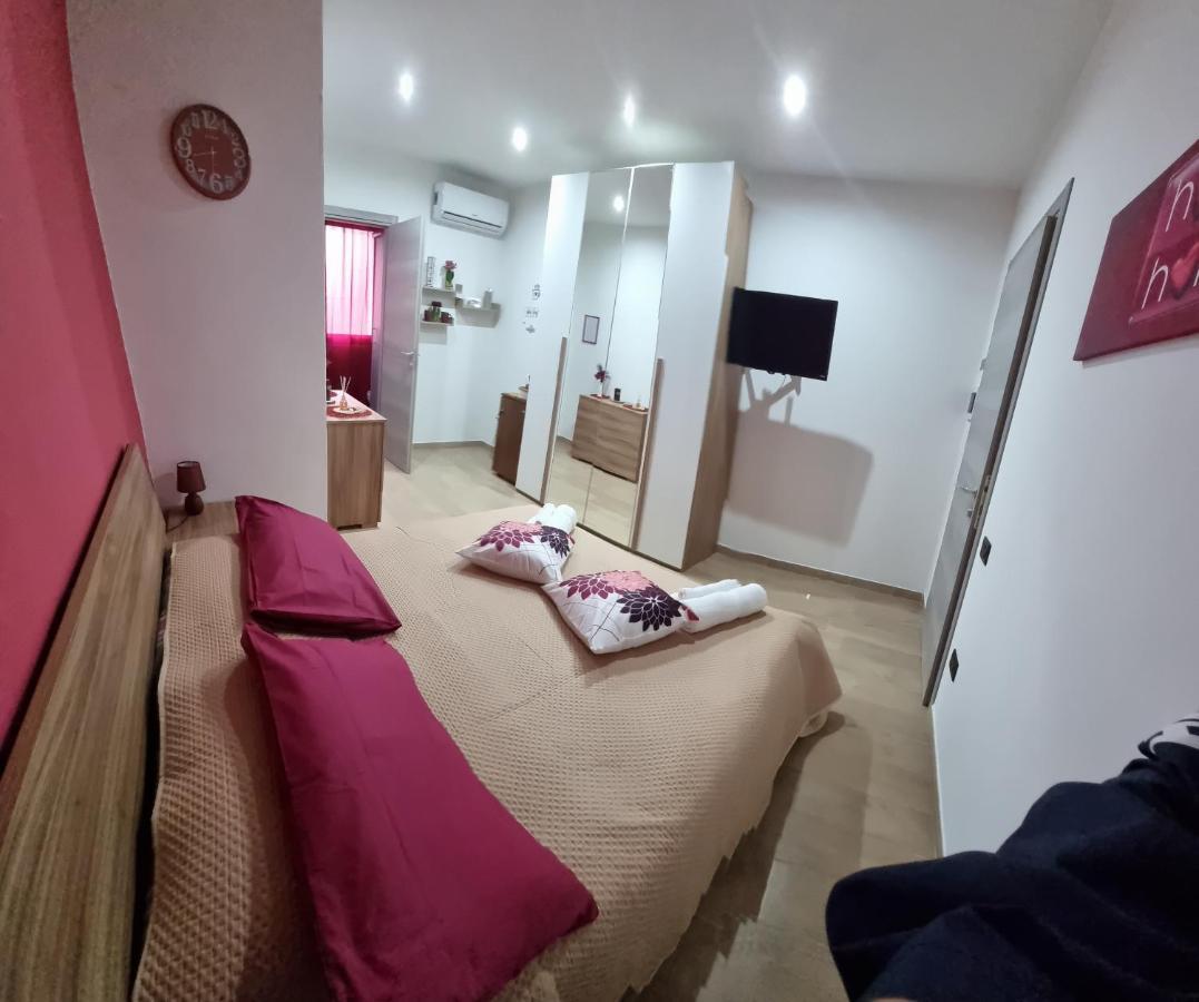 A Casa Di Lina Hotel Olbia Ngoại thất bức ảnh