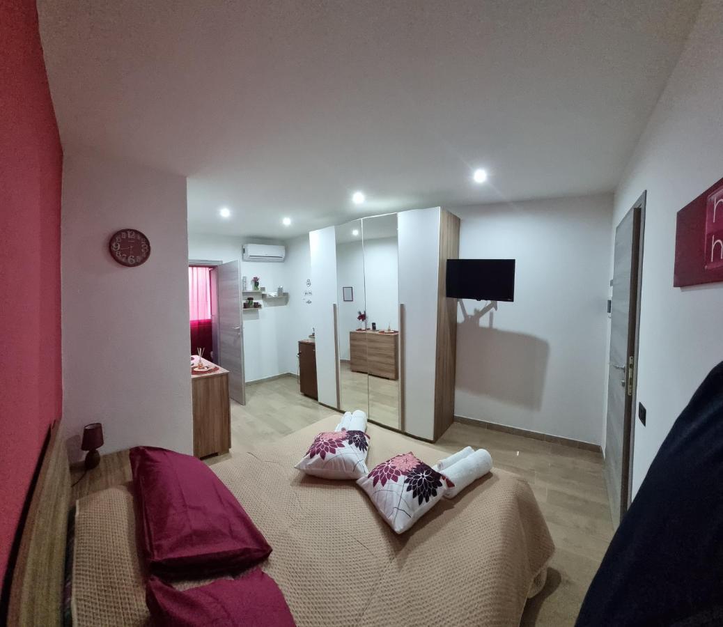 A Casa Di Lina Hotel Olbia Ngoại thất bức ảnh